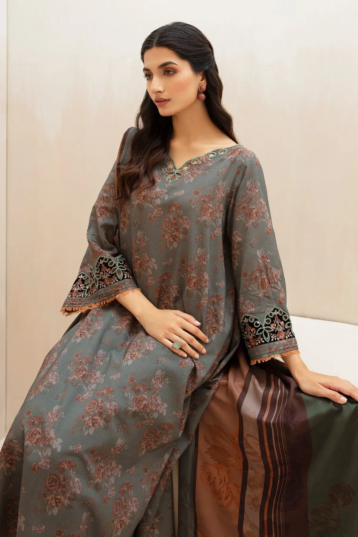 BAROQUE - 3PC KARANDI PRINTED SHIRT WITH KARANDI PRINTED DUAPTTA AND TROUSER - HZG1384