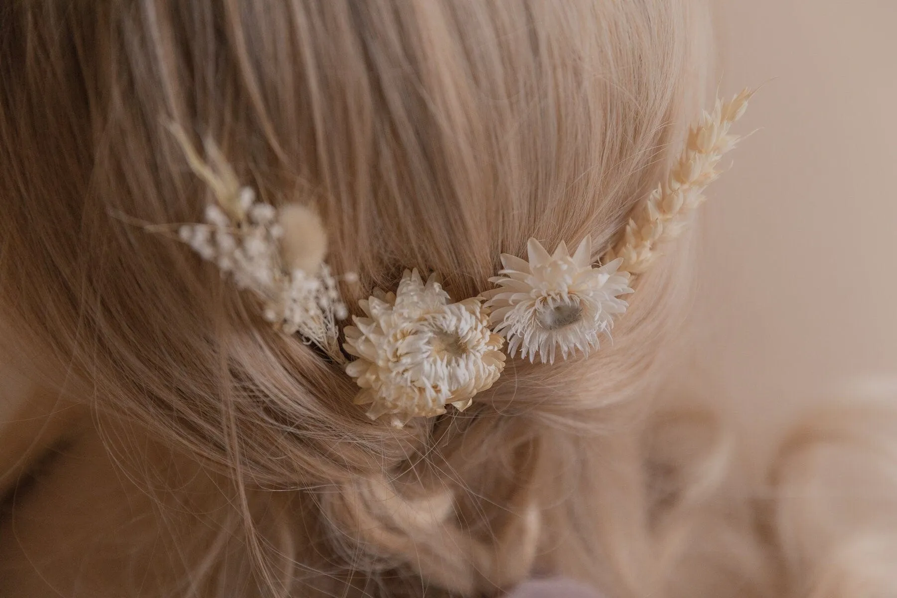 Cream Straw Flowers and Lagurus Boho 4 Piece Hair Pin Set / Boho Bride Hair Pins