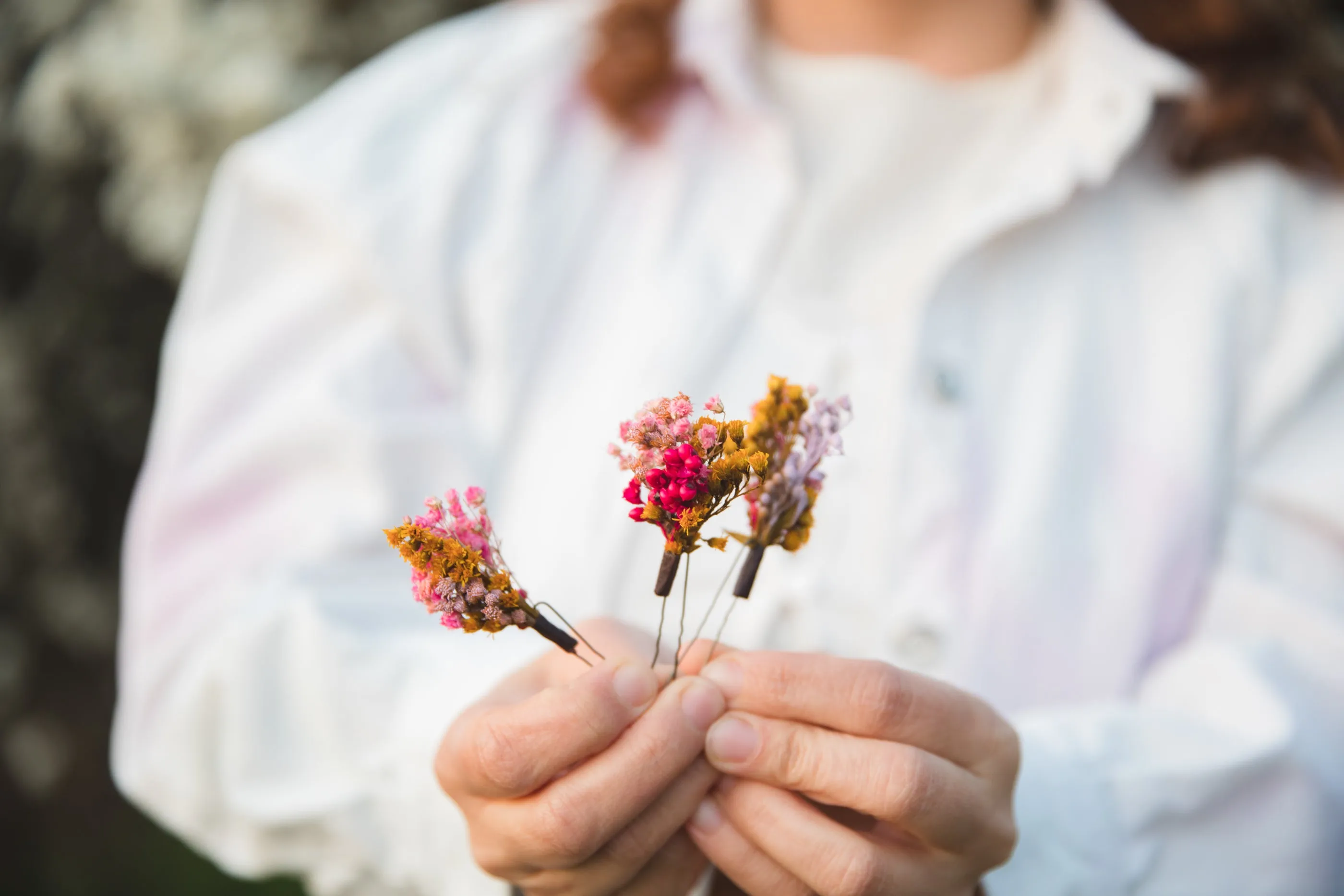 Pink and fuchsia flower hairpin