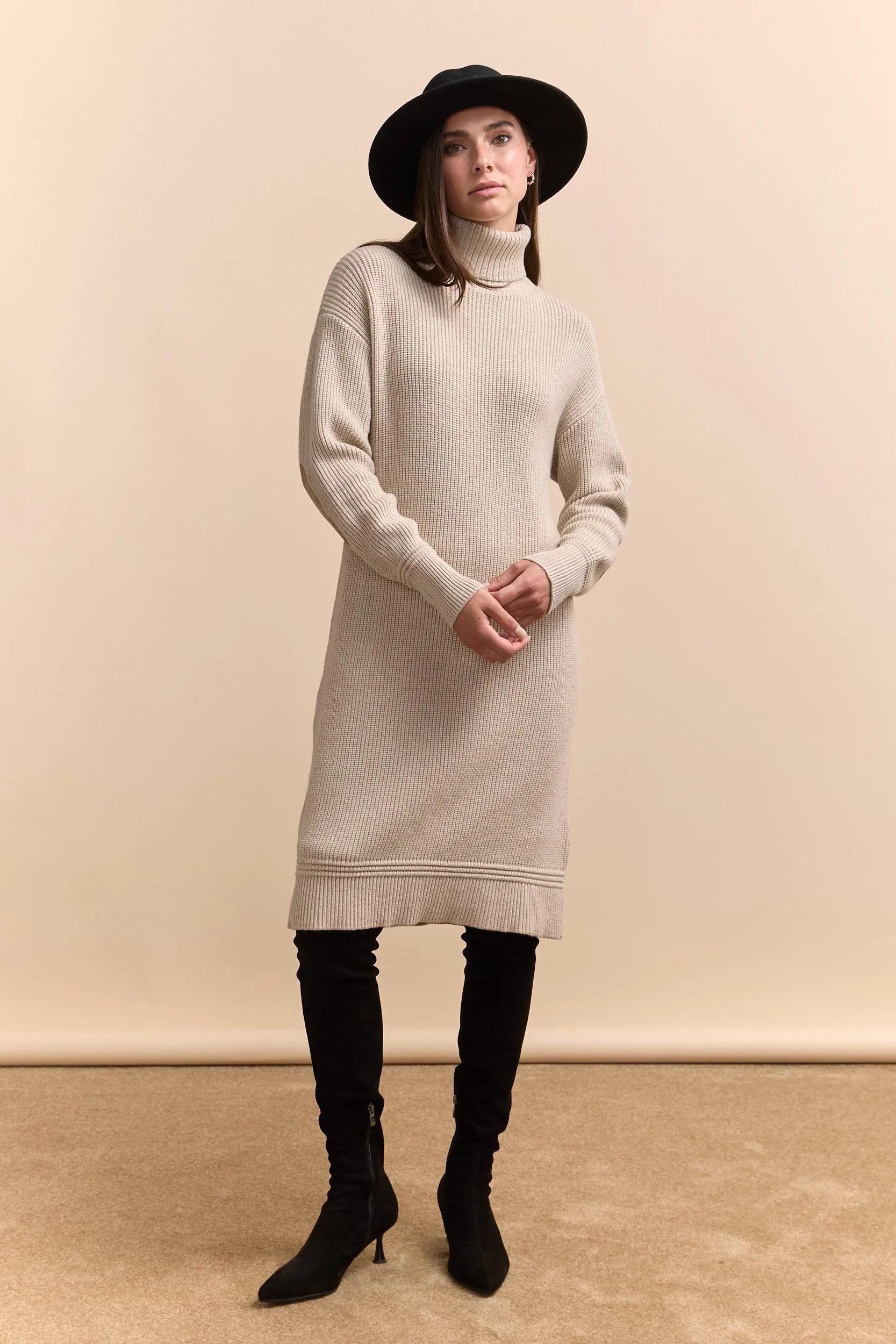 Rib knit dress with elbow patch