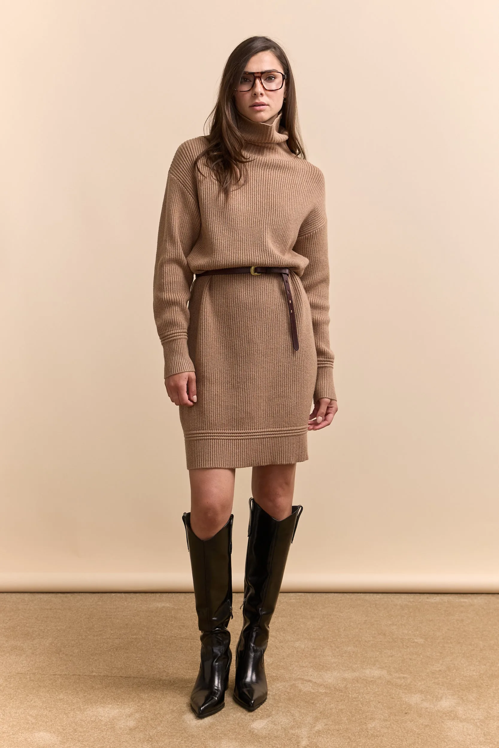 Rib knit dress with elbow patch